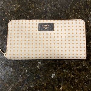 Fossil wallet